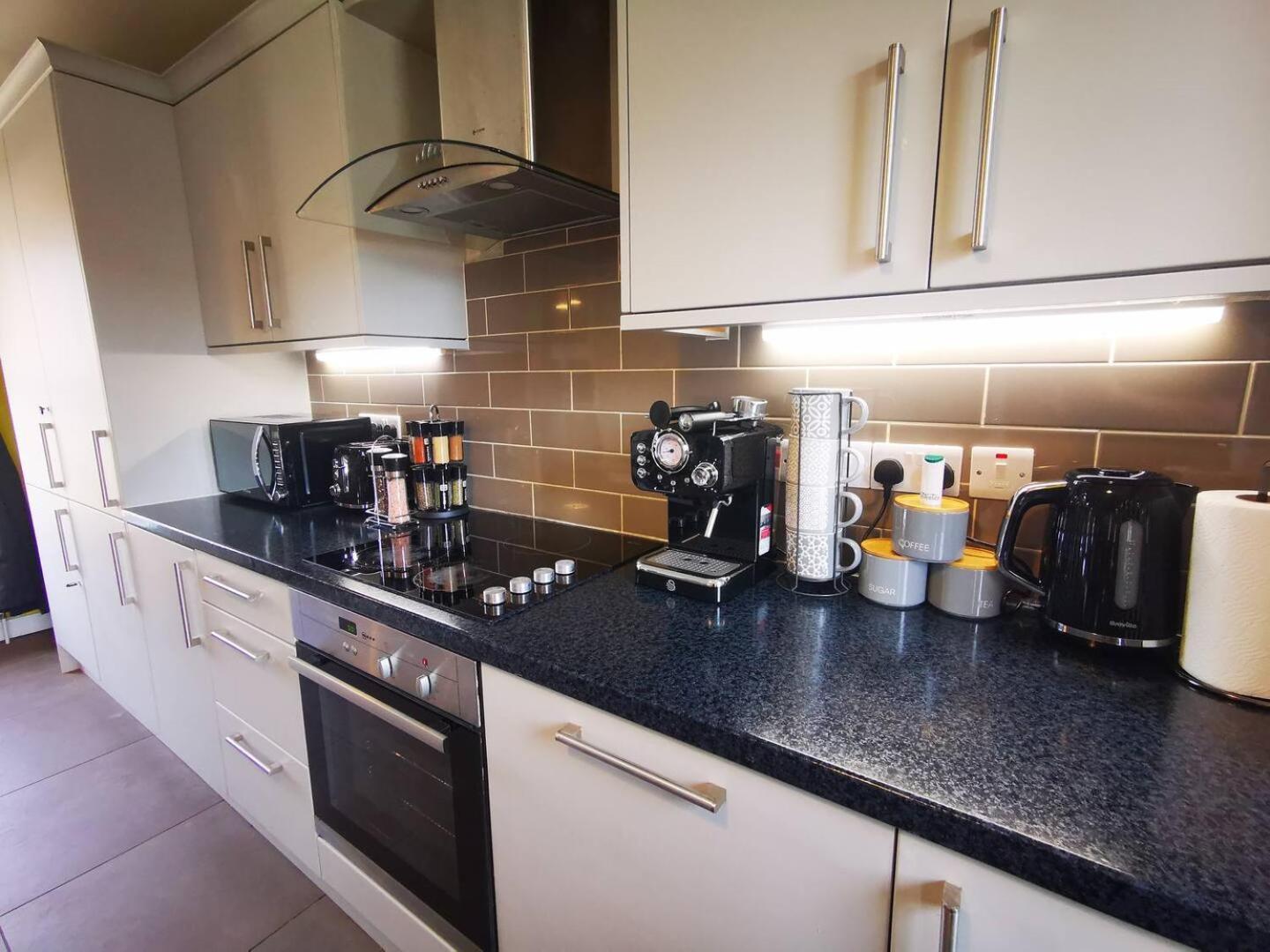 3Br Cosy Modern Stay Belfast Extérieur photo