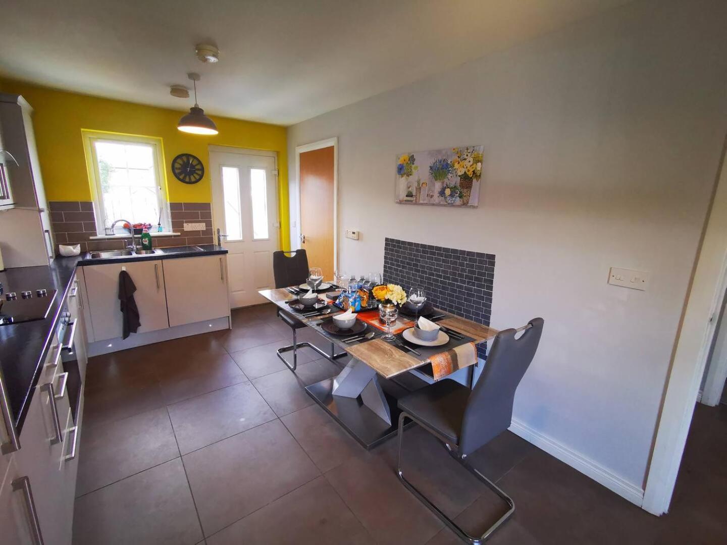 3Br Cosy Modern Stay Belfast Extérieur photo