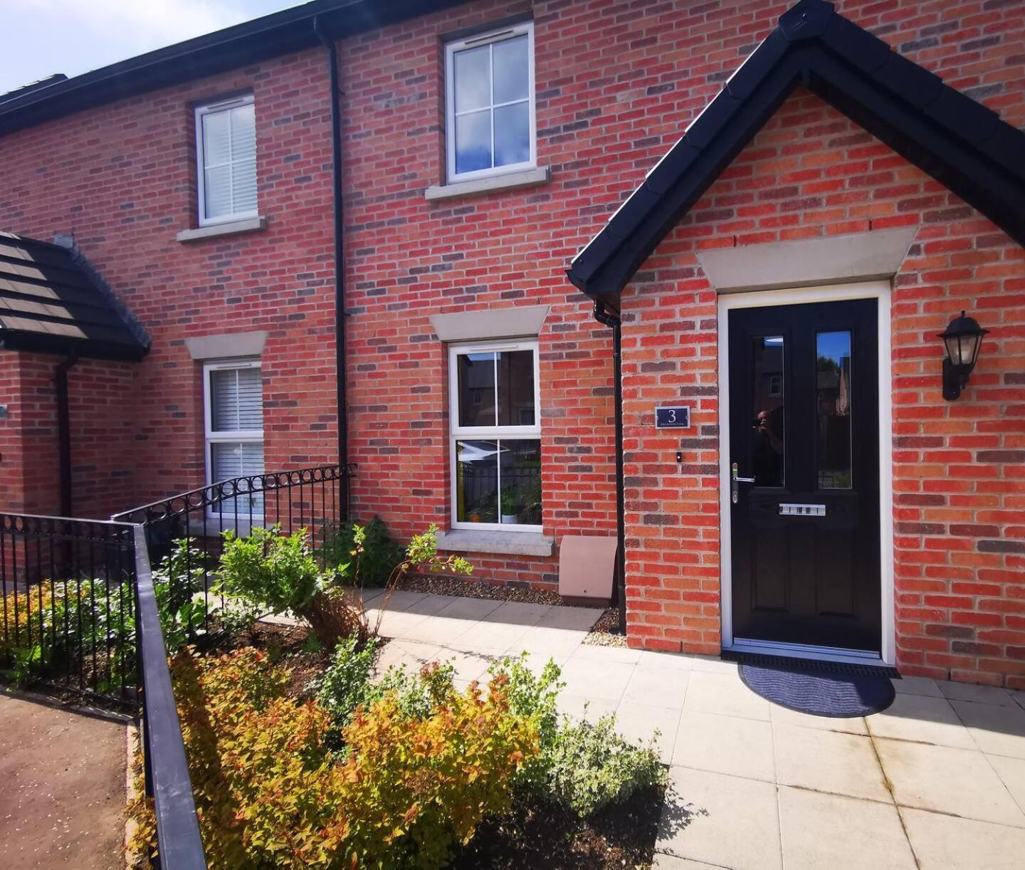 3Br Cosy Modern Stay Belfast Extérieur photo